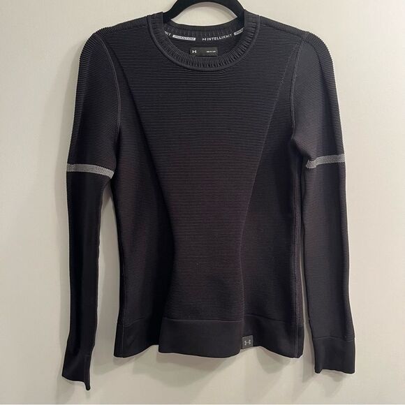 Under Armour intelliknit women’s top small - Picture 3 of 10